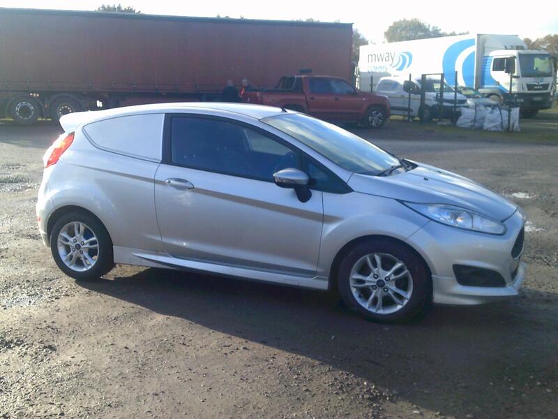 FORD FIESTA VAN SPORT TDCI 2017